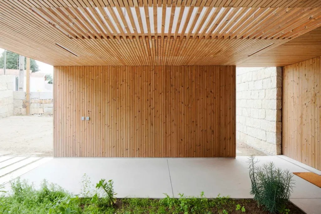 سقف چوبی پارکینگ